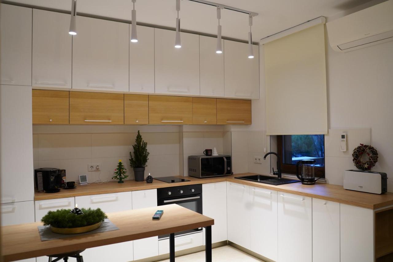 Gio Home C13 Boekarest Buitenkant foto